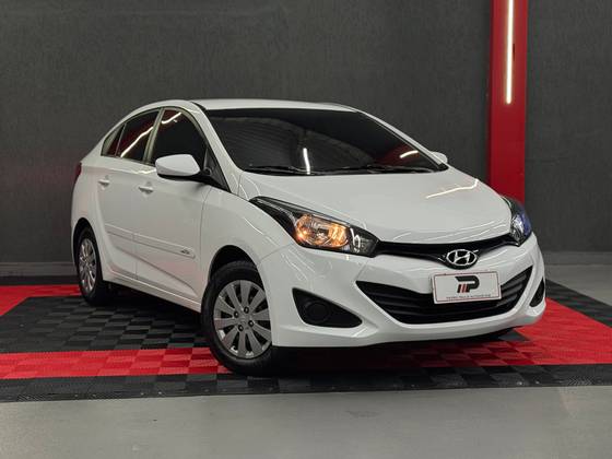 HYUNDAI HB20S 1.6 COMFORT PLUS 16V FLEX 4P MANUAL